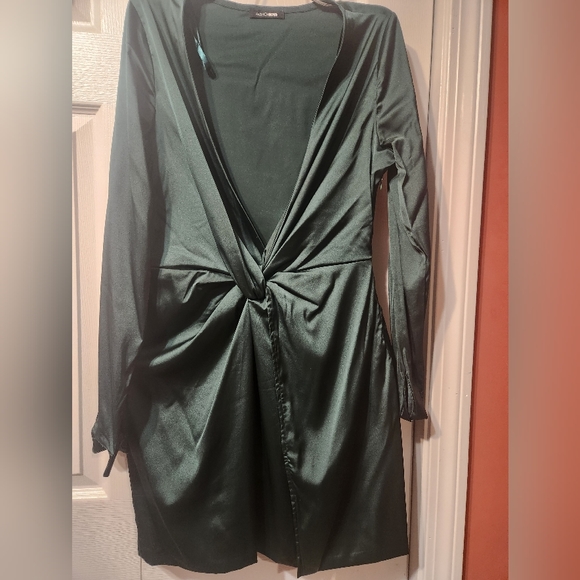 Fashion Nova Knot font mini dress - Picture 4 of 12